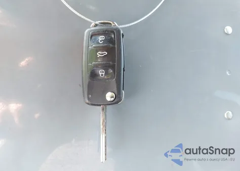 2018 Volkswagen Passat 2.0T R-Line/2.0T S from USA, damaged, VIN 1VWAA7A30JC016392